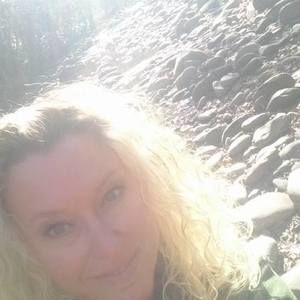 Meet your Posher, Lana